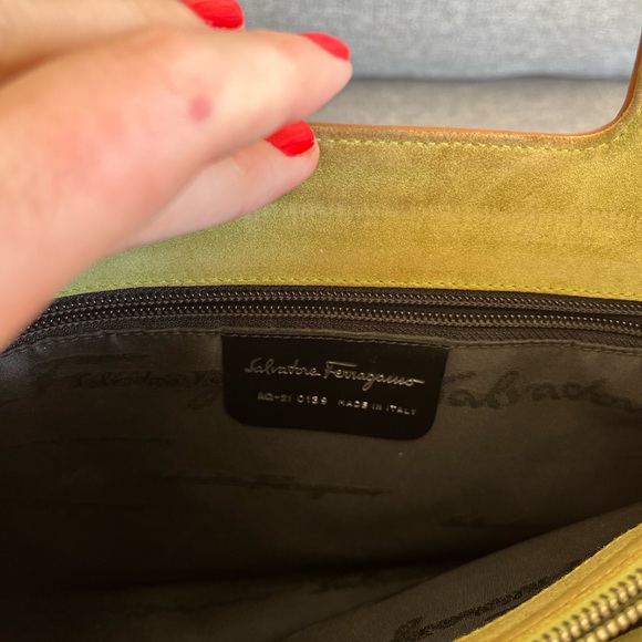 Vintage Camel Brown Salvatore Ferragamo Handbag - Picture 6 of 13